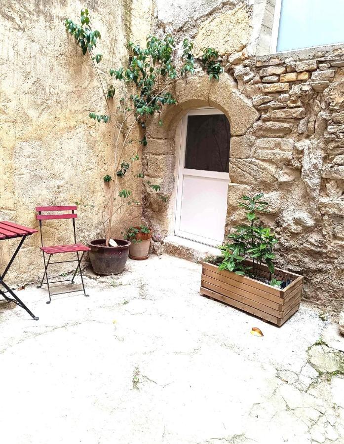 Appartement Centre L'Isle Sur La Sorgue Екстериор снимка