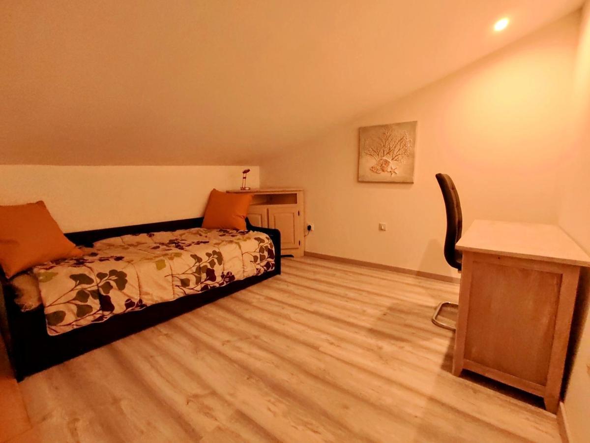 Appartement Centre L'Isle Sur La Sorgue Екстериор снимка